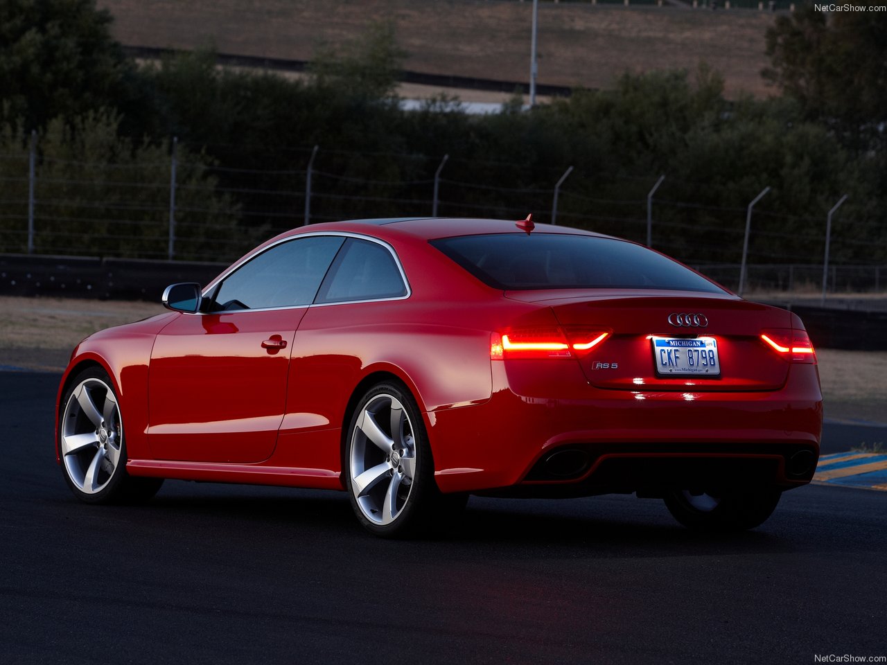 Audi RS5 Coupe